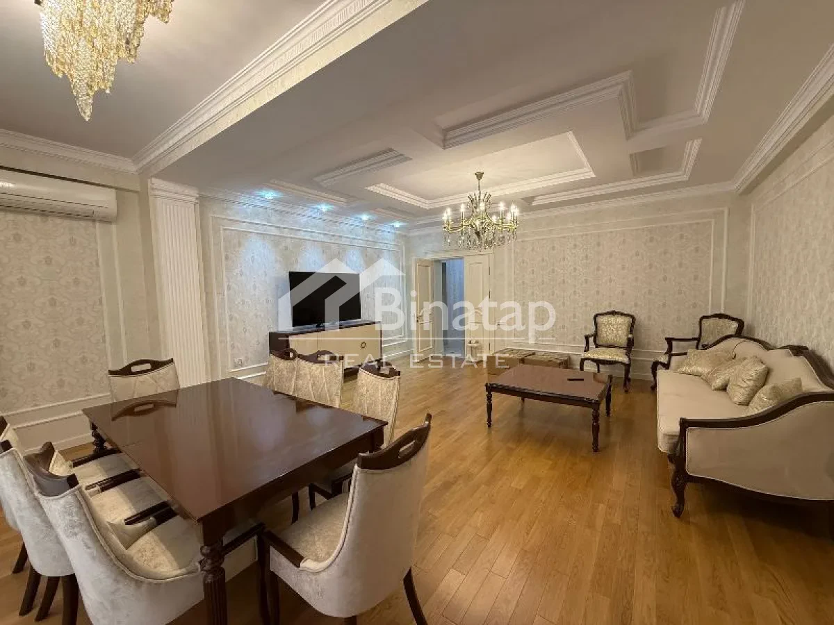 Satılır 4 otaqlı yeni tikili 185 m², 28 May m. — şəkil 2