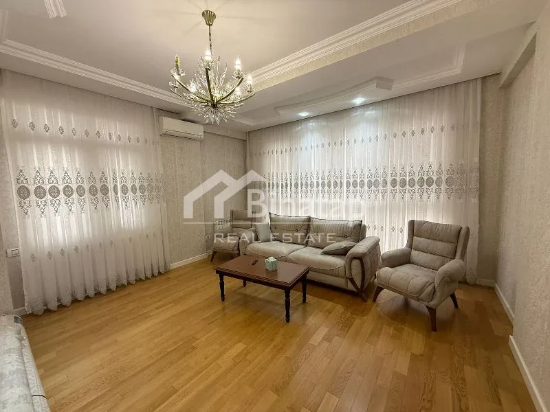 Satılır 4 otaqlı yeni tikili 185 m², 28 May m. — şəkil 3
