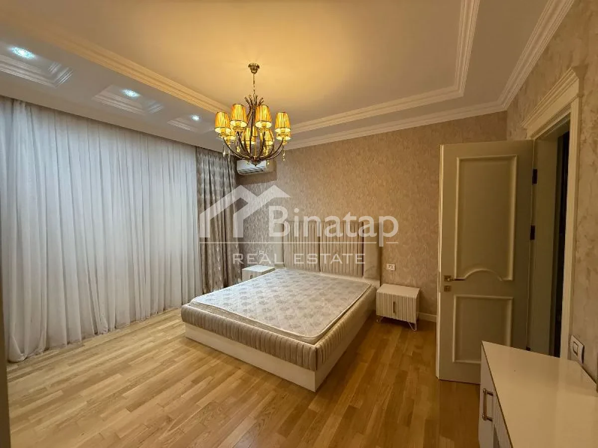 Satılır 4 otaqlı yeni tikili 185 m², 28 May m. — şəkil 5