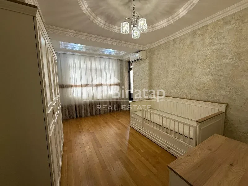 Satılır 4 otaqlı yeni tikili 185 m², 28 May m. — şəkil 7