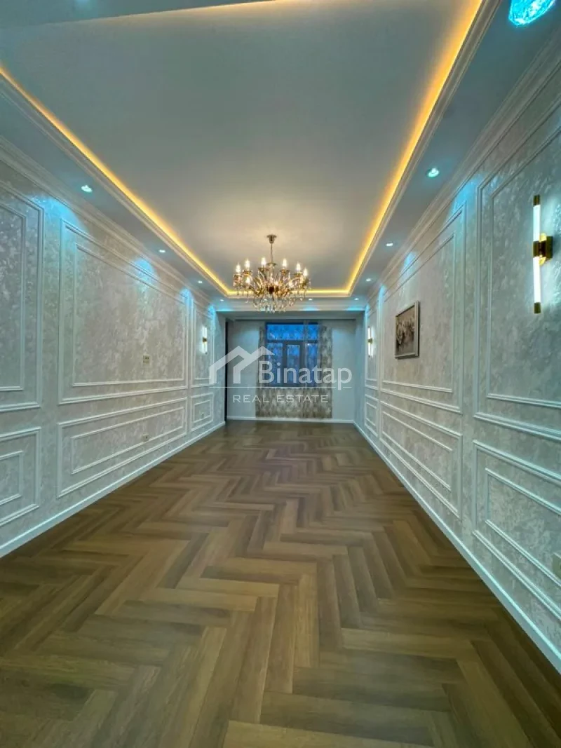 Satılır 2 otaqlı yeni tikili 65 m², 8 Noyabr m.