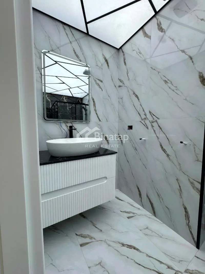 Satılır 2 otaqlı yeni tikili 65 m², 8 Noyabr m. — şəkil 10