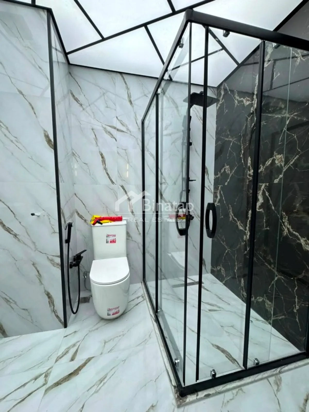 Satılır 2 otaqlı yeni tikili 65 m², 8 Noyabr m. — şəkil 11