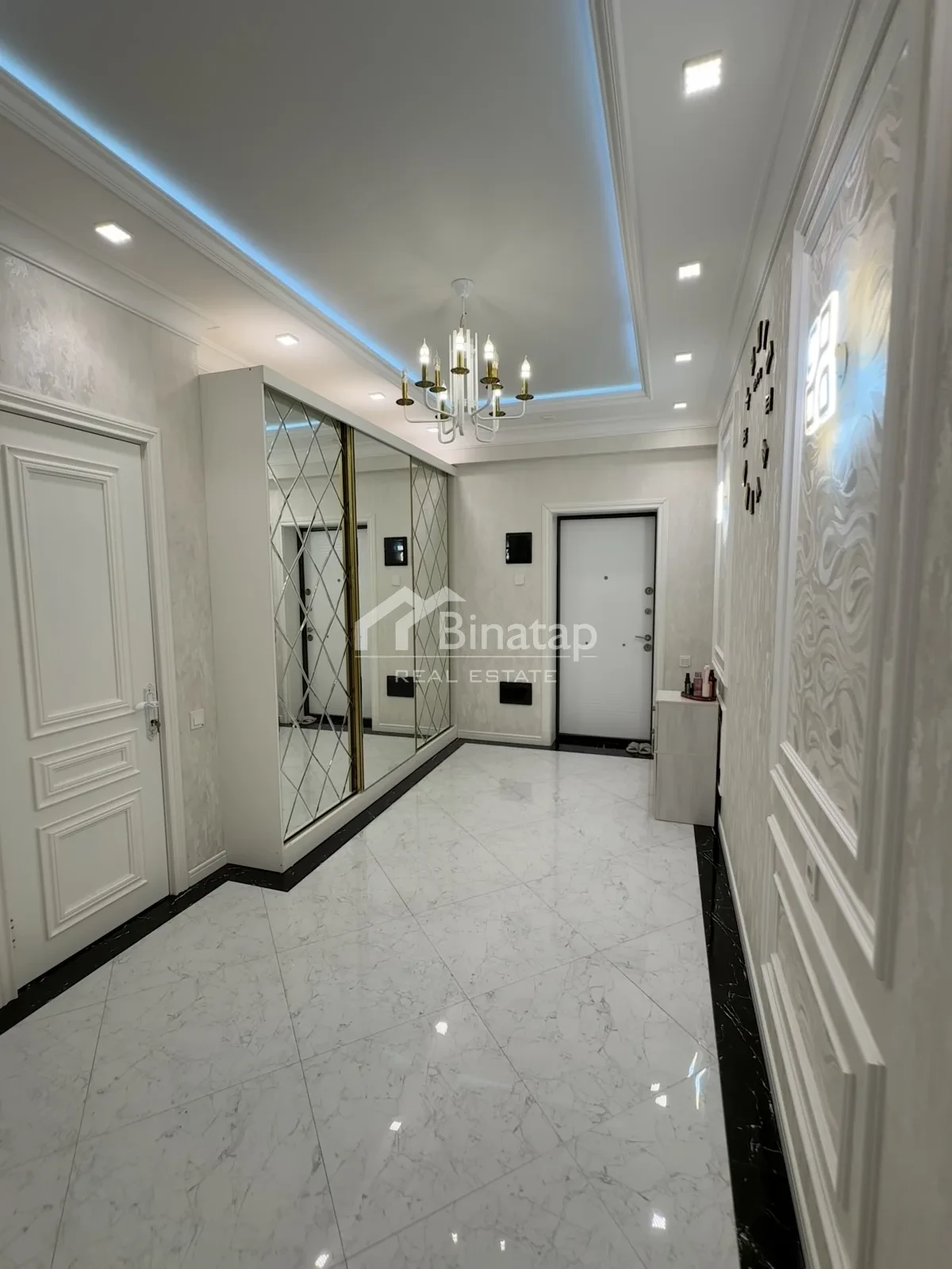 Satılır yeni tikili 100 m², İnşaatçılar m. — şəkil 2