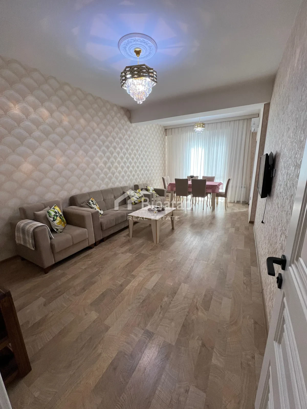 Сдаётся 2-комн. новостройка 70 м², м. Низами — фото 11