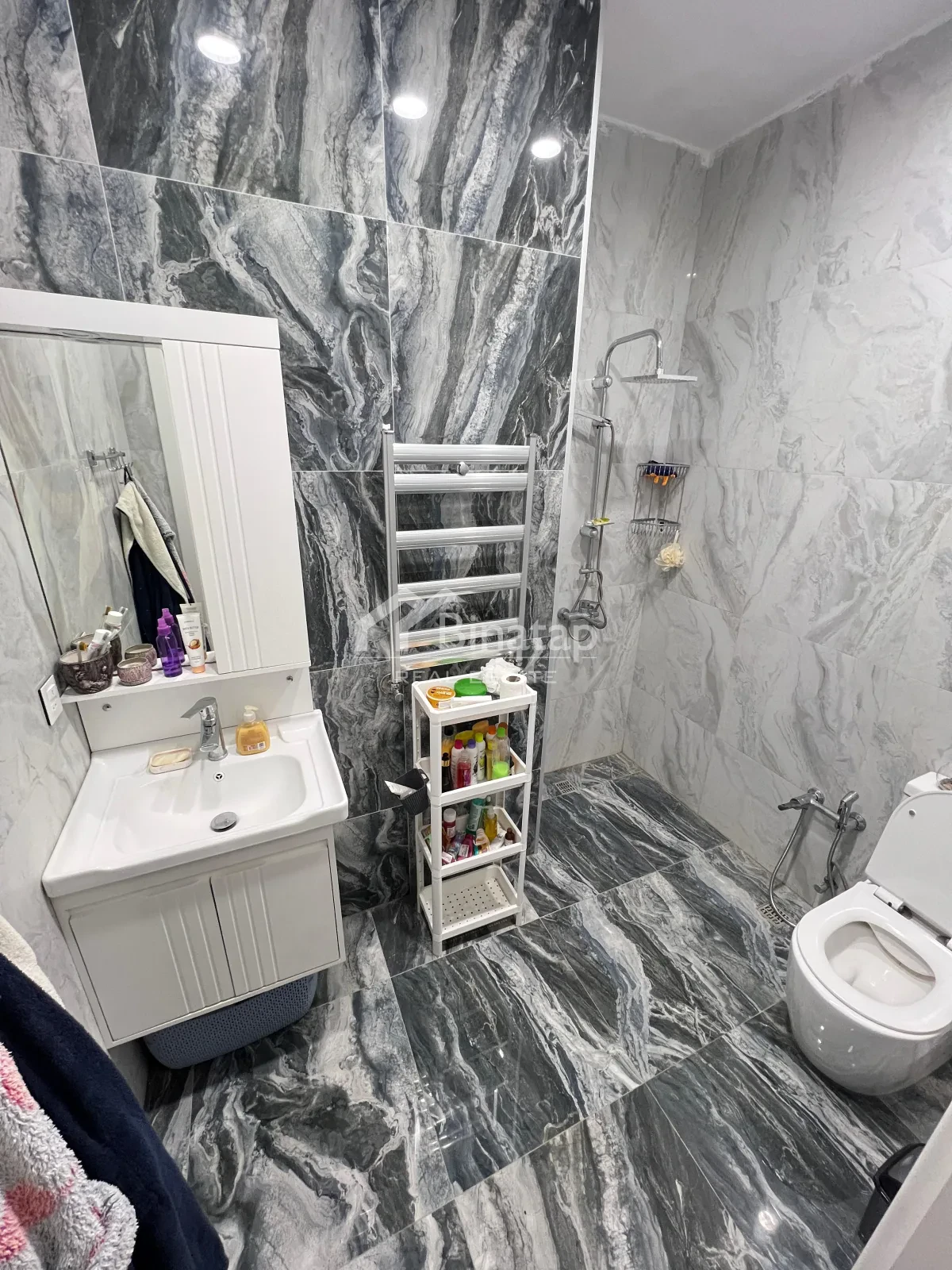 Сдаётся 2-комн. новостройка 70 м², м. Низами — фото 17