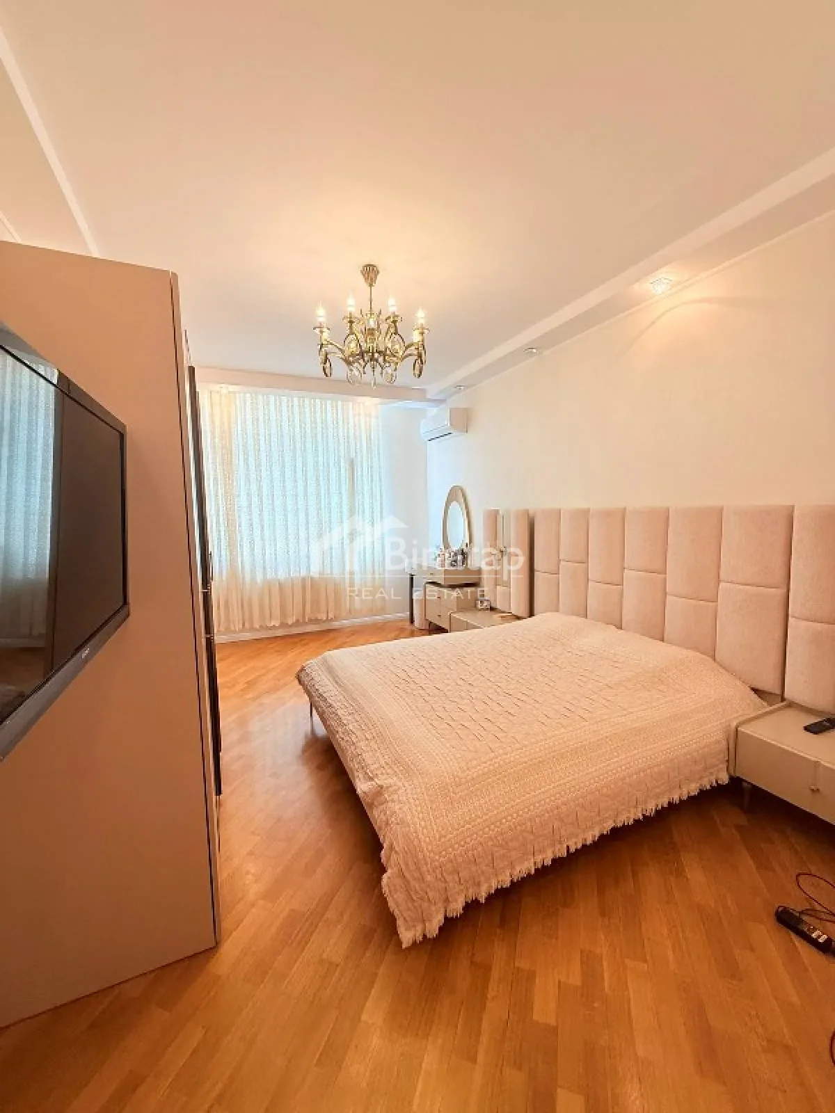 Продаётся 4-комн. новостройка 150 м², м. Элмляр Академиясы — фото 3
