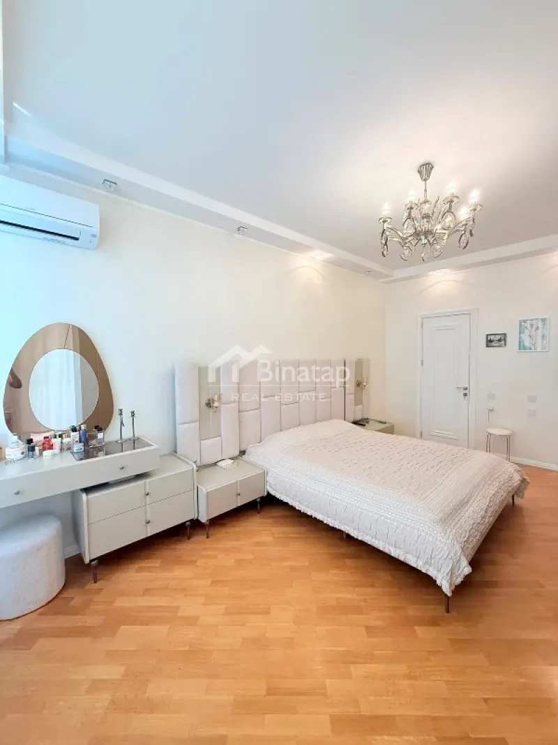 Продаётся 4-комн. новостройка 150 м², м. Элмляр Академиясы — фото 4