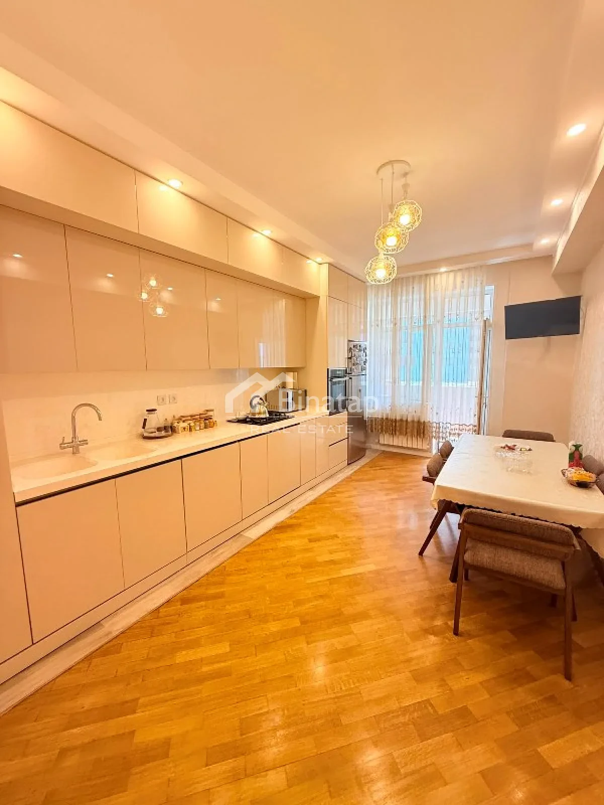 Продаётся 4-комн. новостройка 150 м², м. Элмляр Академиясы — фото 10