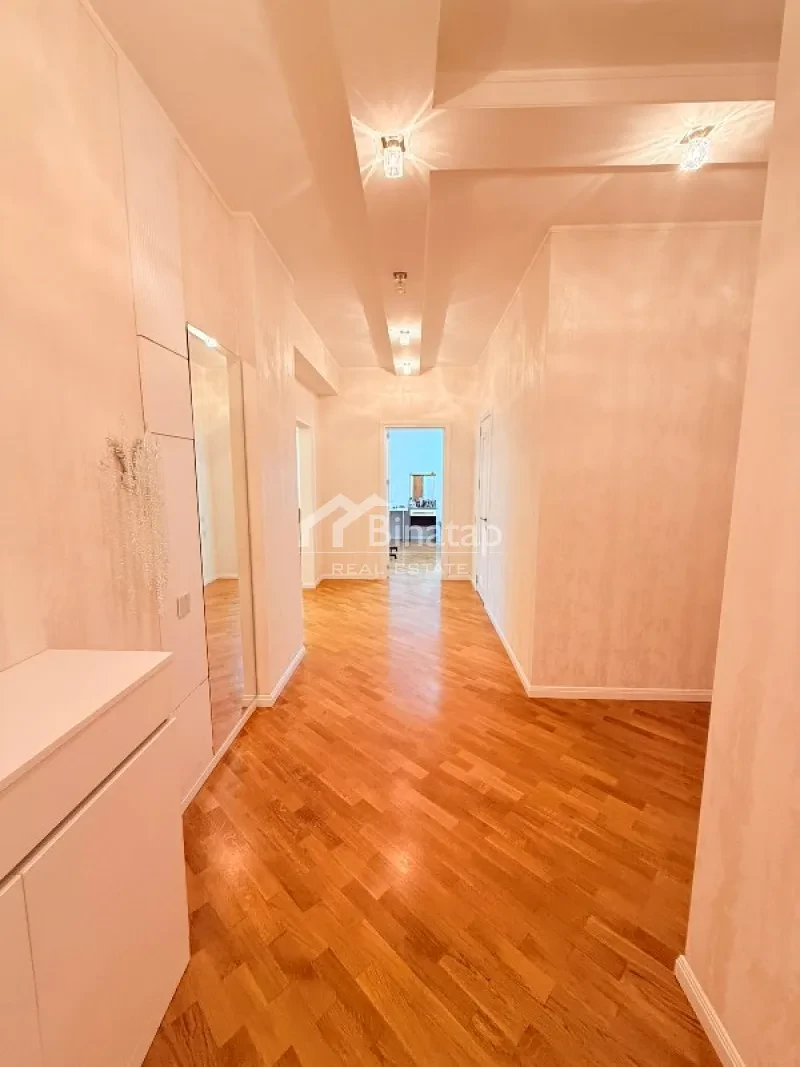 Продаётся 4-комн. новостройка 150 м², м. Элмляр Академиясы — фото 13