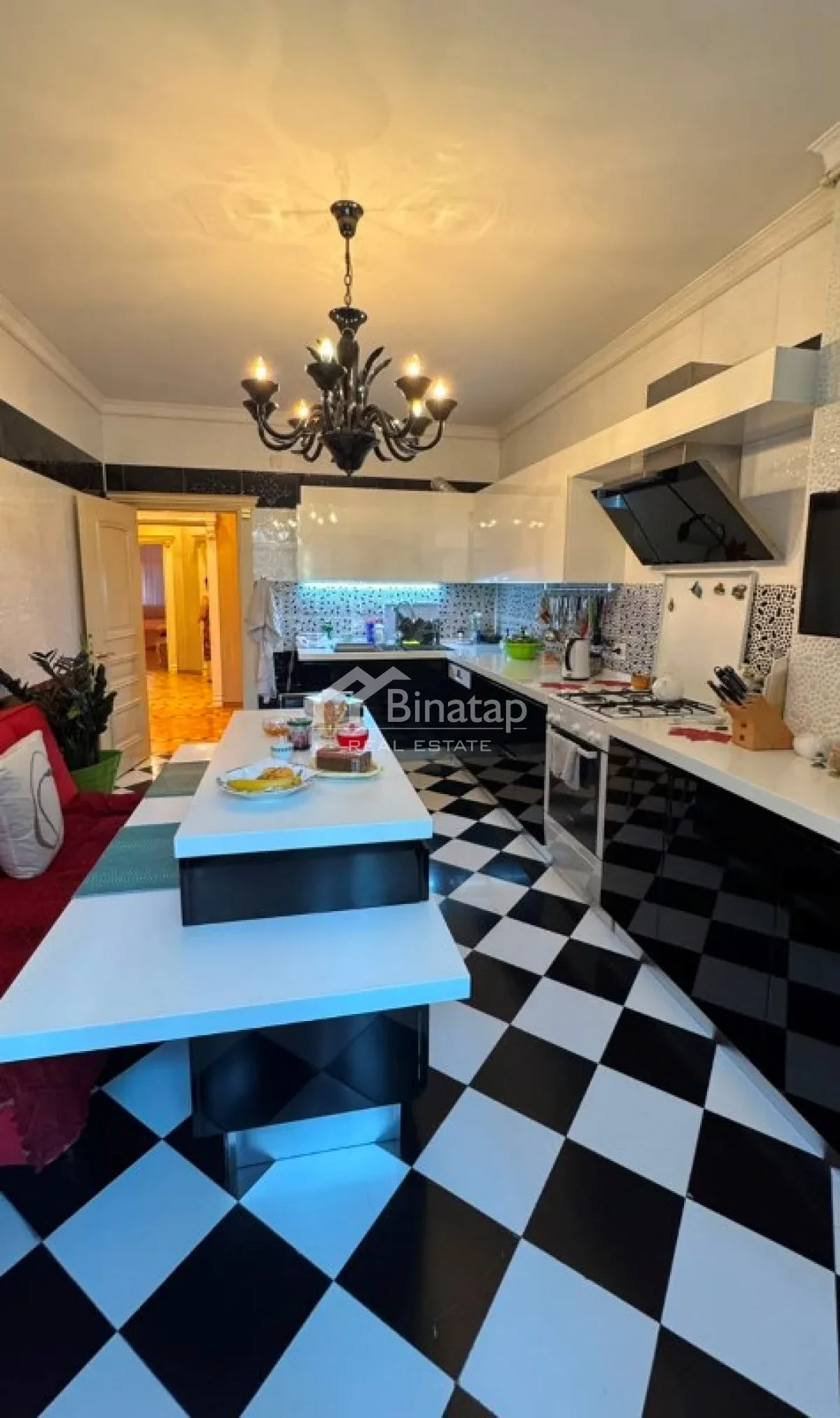 Satılır 3 otaqlı yeni tikili 120 m², 8 Noyabr m. — şəkil 9