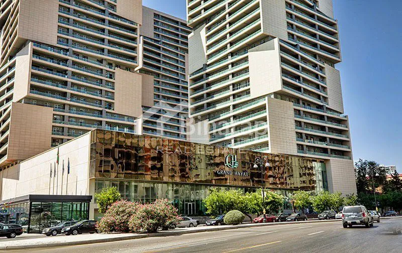 Satılır 3 otaqlı yeni tikili 105 m², 8 Noyabr m.
