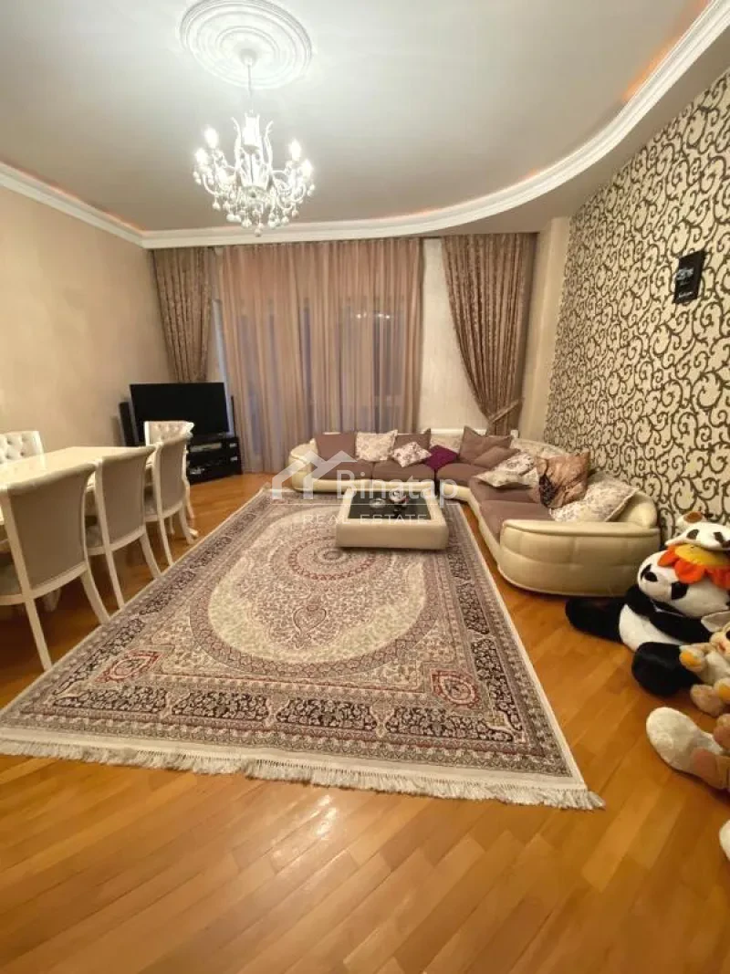 Satılır 3 otaqlı yeni tikili 141 m², 8 Noyabr m. — şəkil 2