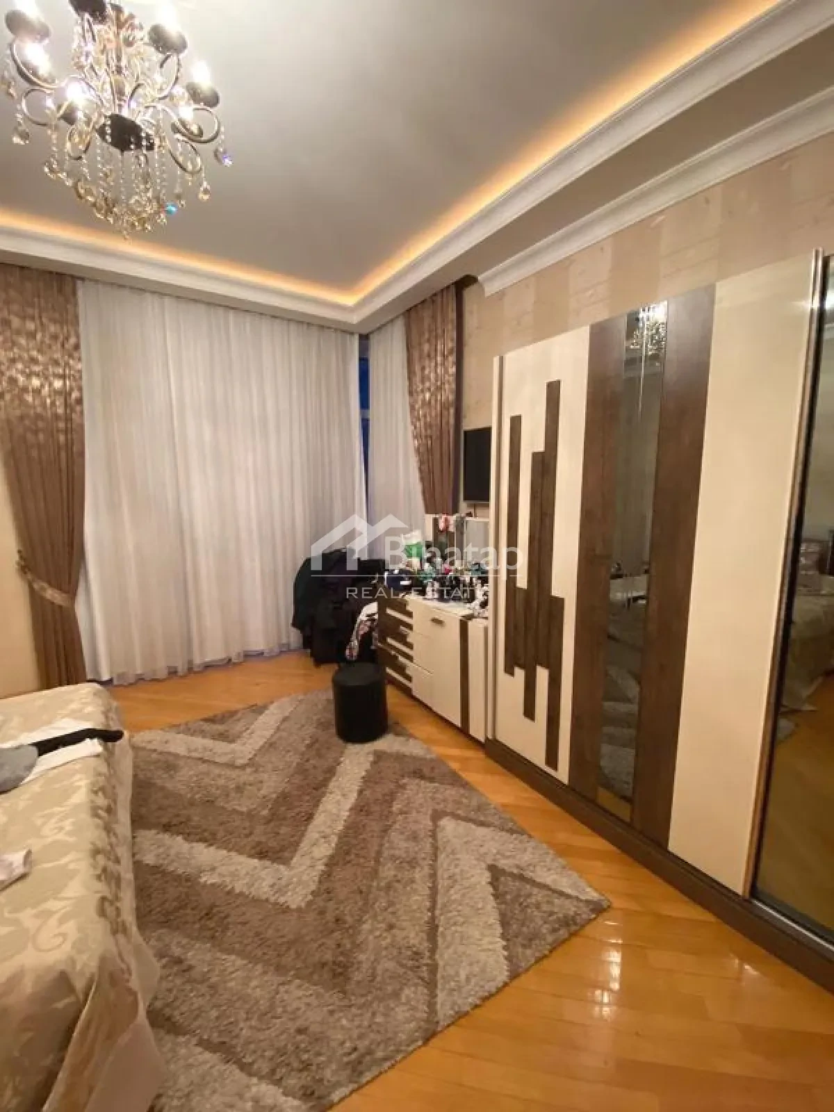 Satılır 3 otaqlı yeni tikili 141 m², 8 Noyabr m. — şəkil 3