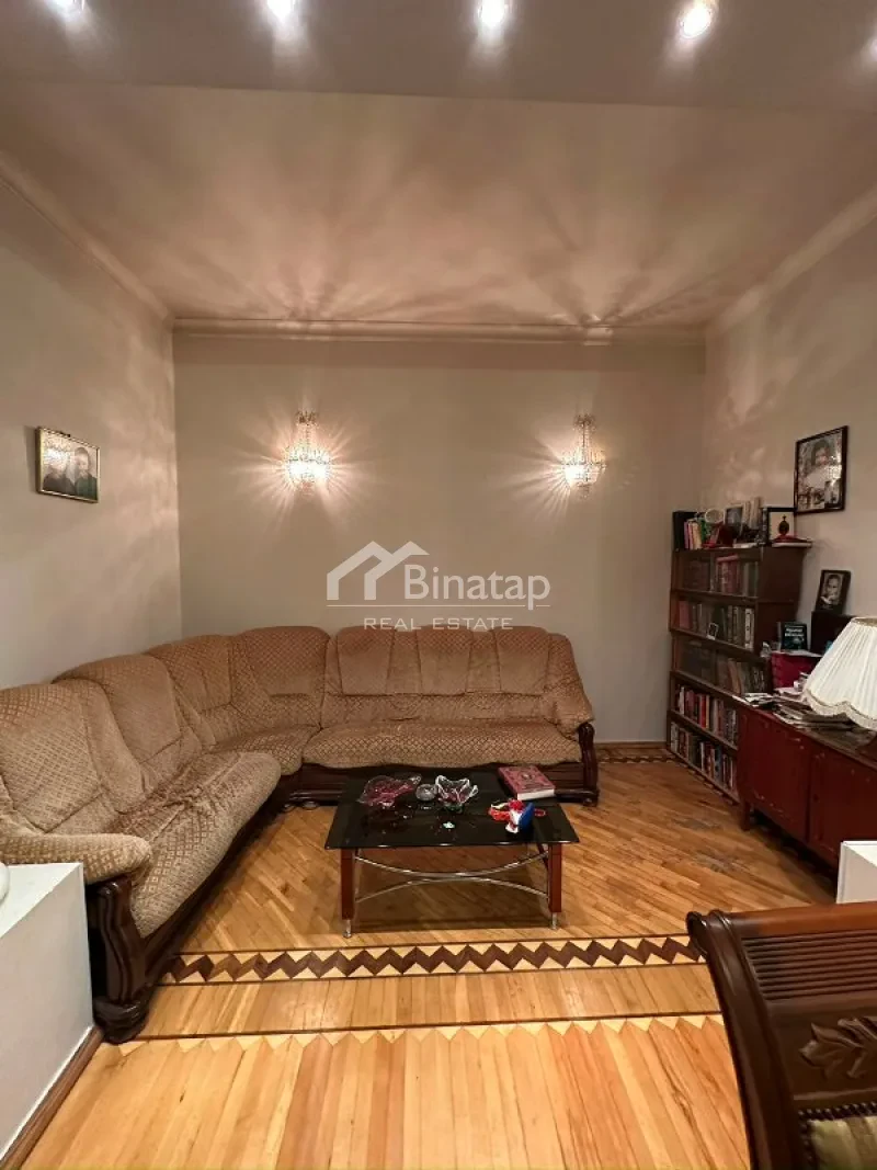 Satılır 5+ otaqlı həyət evi / bağ evi 360 m², İnşaatçılar m. — şəkil 13