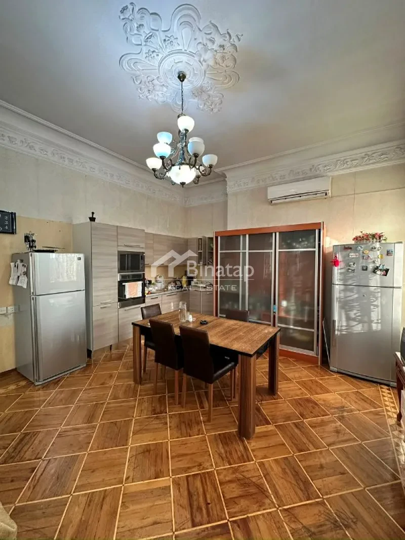 Satılır 5+ otaqlı həyət evi / bağ evi 360 m², İnşaatçılar m. — şəkil 15