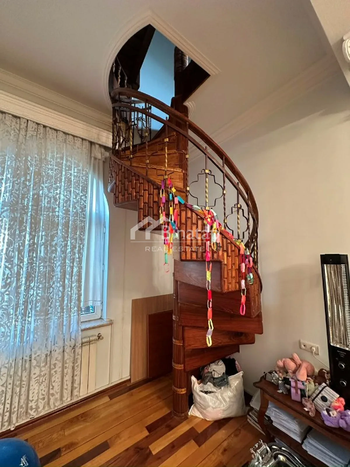 Satılır 5+ otaqlı həyət evi / bağ evi 360 m², İnşaatçılar m. — şəkil 17