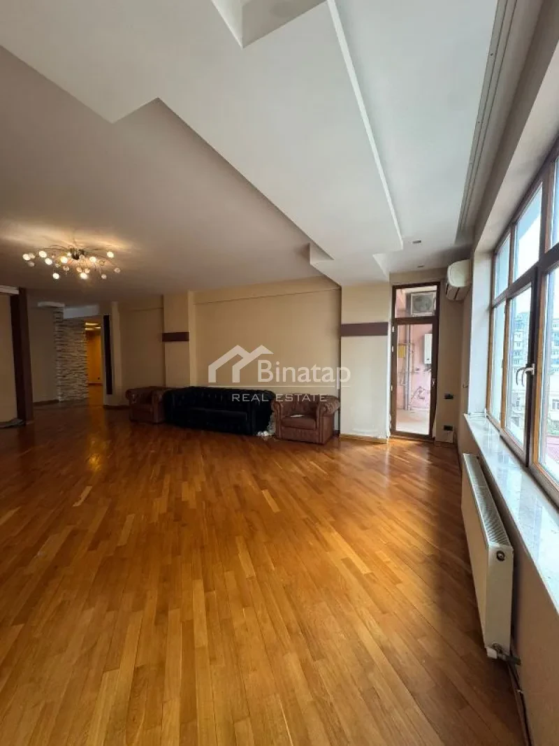 Satılır 4 otaqlı yeni tikili 230 m², 28 May m. — şəkil 4