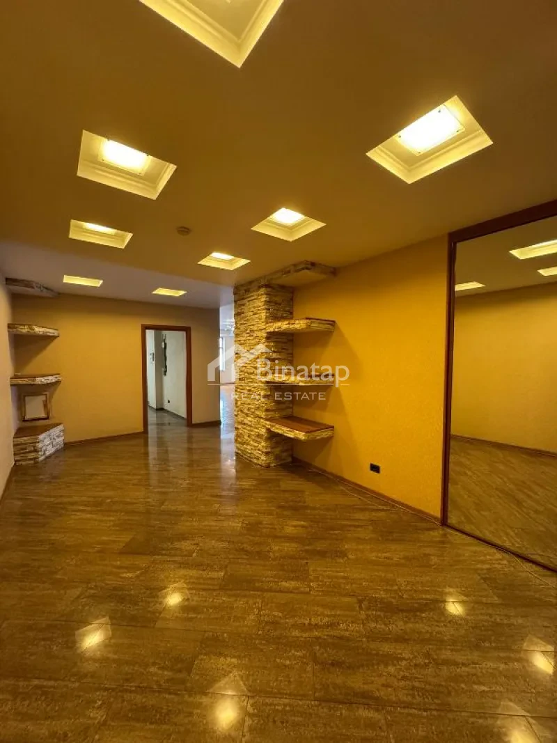 Satılır 4 otaqlı yeni tikili 230 m², 28 May m. — şəkil 17