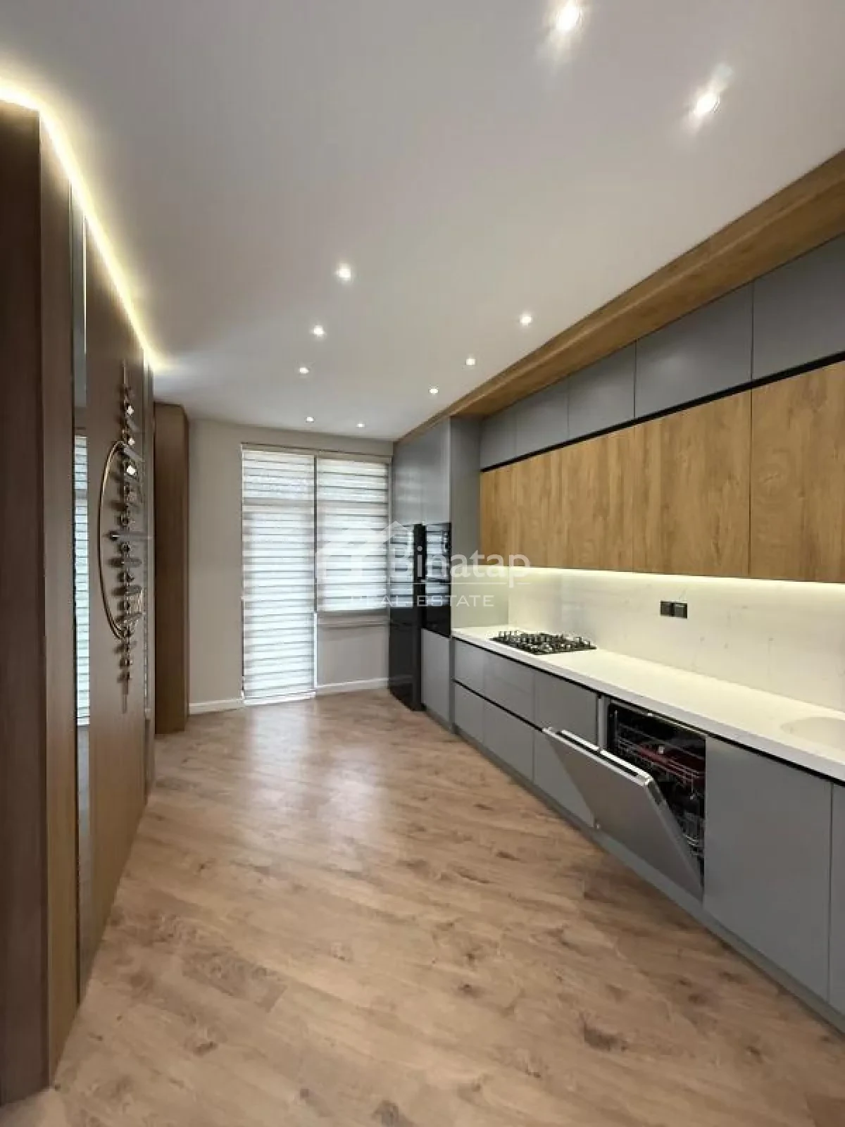 Satılır 3 otaqlı yeni tikili 118 m², 28 May m. — şəkil 9
