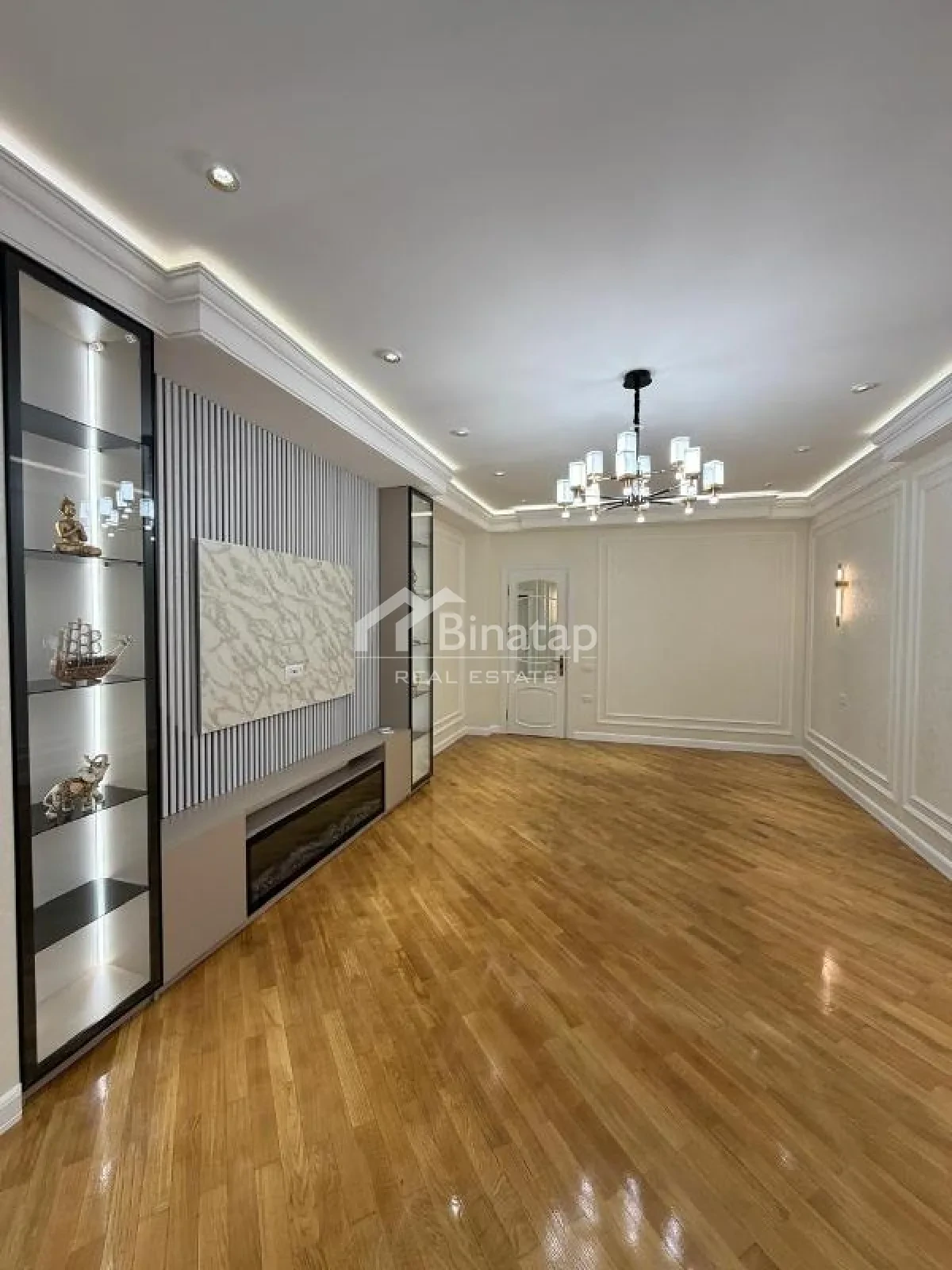 Satılır 4 otaqlı yeni tikili 172 m², 28 May m. — şəkil 2