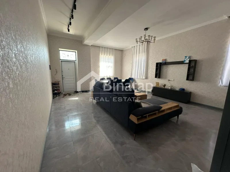 Satılır 3 otaqlı həyət evi / bağ evi 135 m², Novxanı qəs.