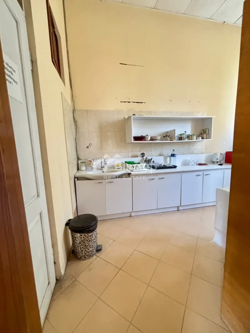 İcarəyə verilir obyekt 600 m², Neftçilər m. — şəkil 3
