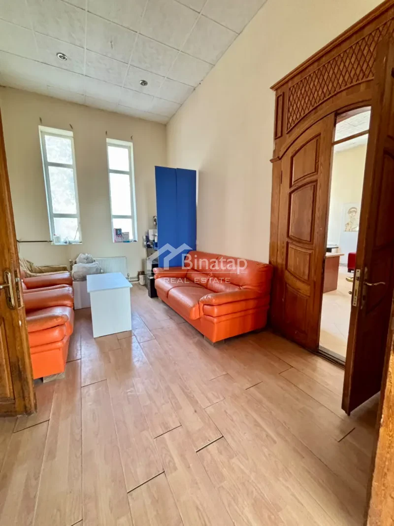 İcarəyə verilir obyekt 600 m², Neftçilər m.