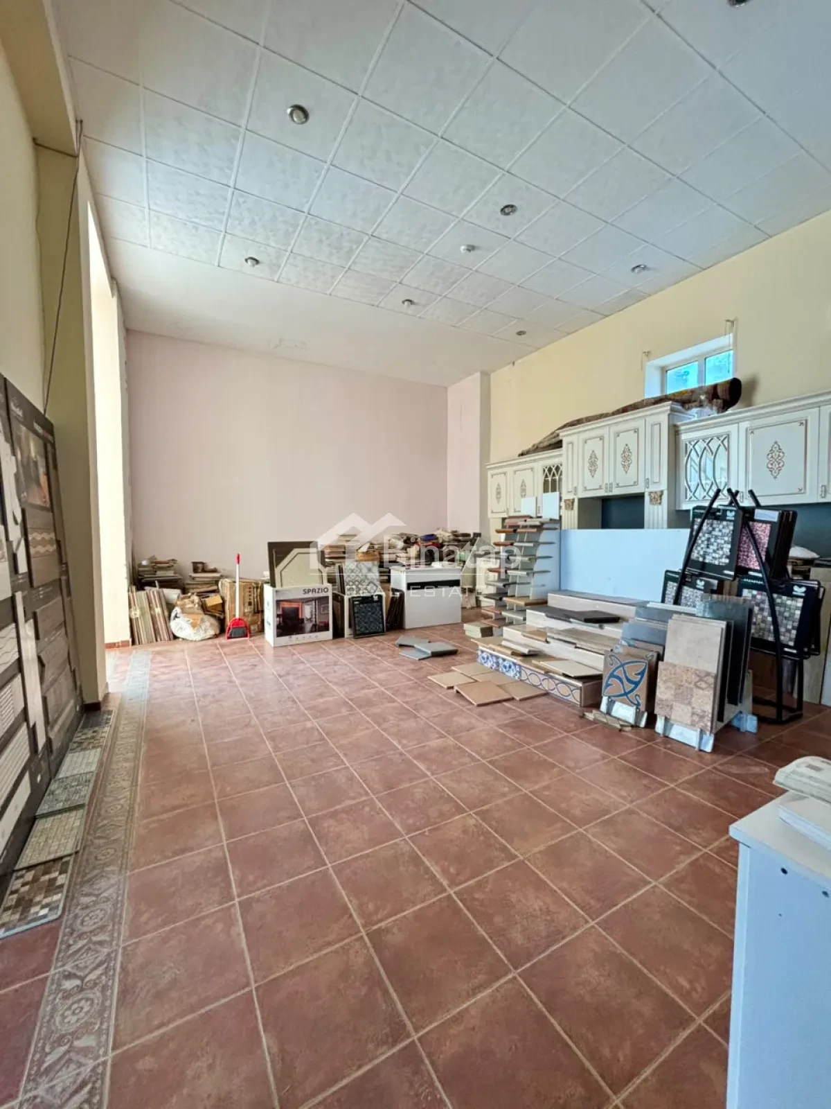 İcarəyə verilir obyekt 600 m², Neftçilər m. — şəkil 8