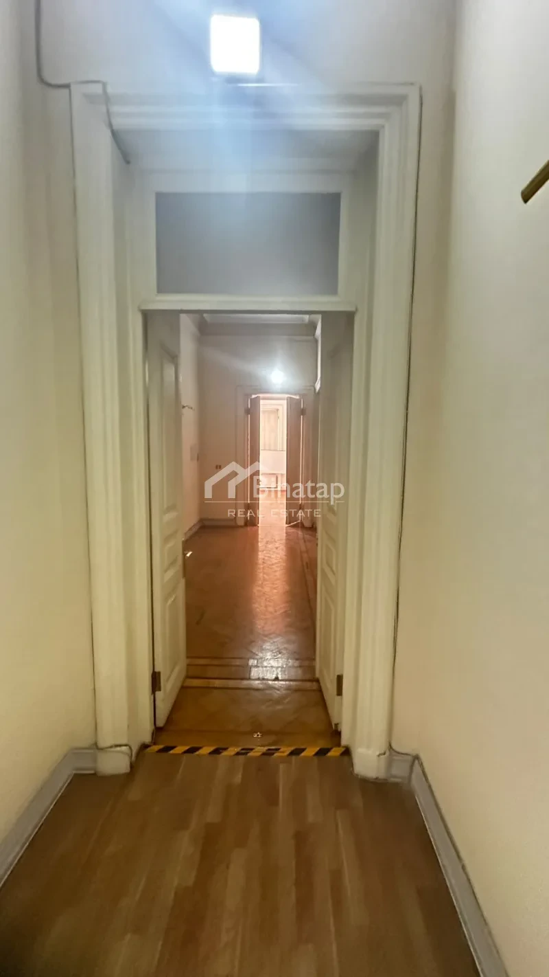 Satılır 5+ otaqlı köhnə tikili 361 m², İçərişəhər m. — şəkil 8