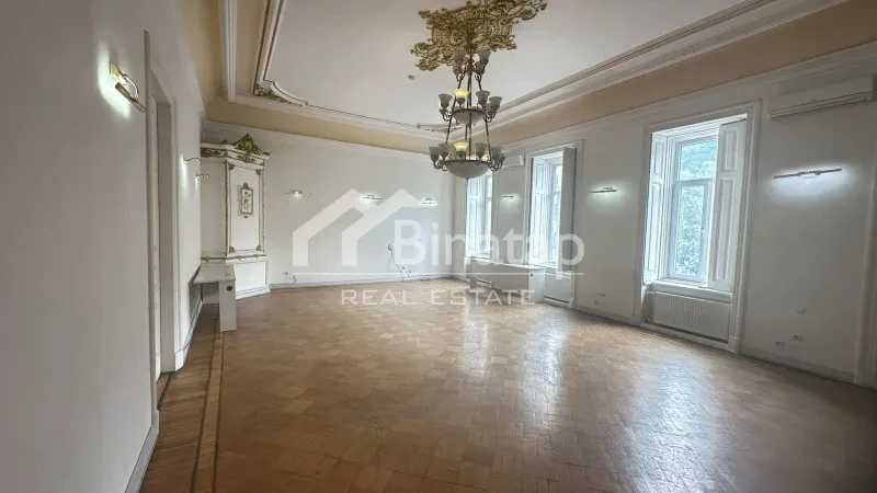 Satılır 5+ otaqlı köhnə tikili 361 m², İçərişəhər m. — şəkil 9