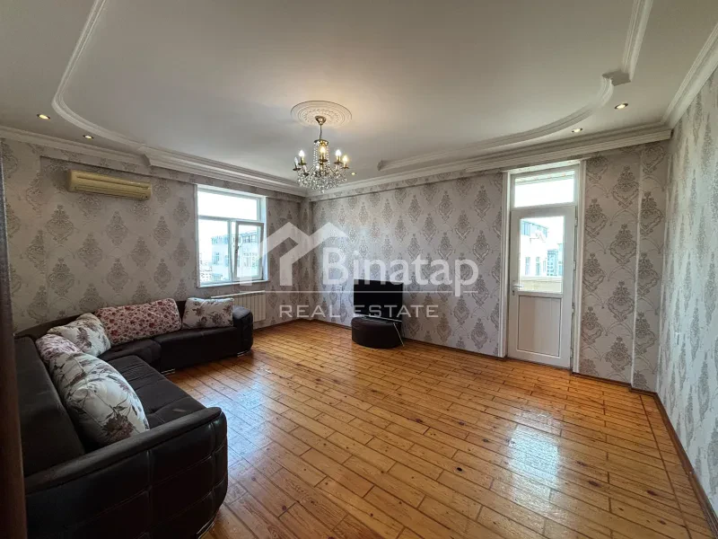 Satılır 3 otaqlı yeni tikili 115 m², 9-cu mikrorayon qəs.