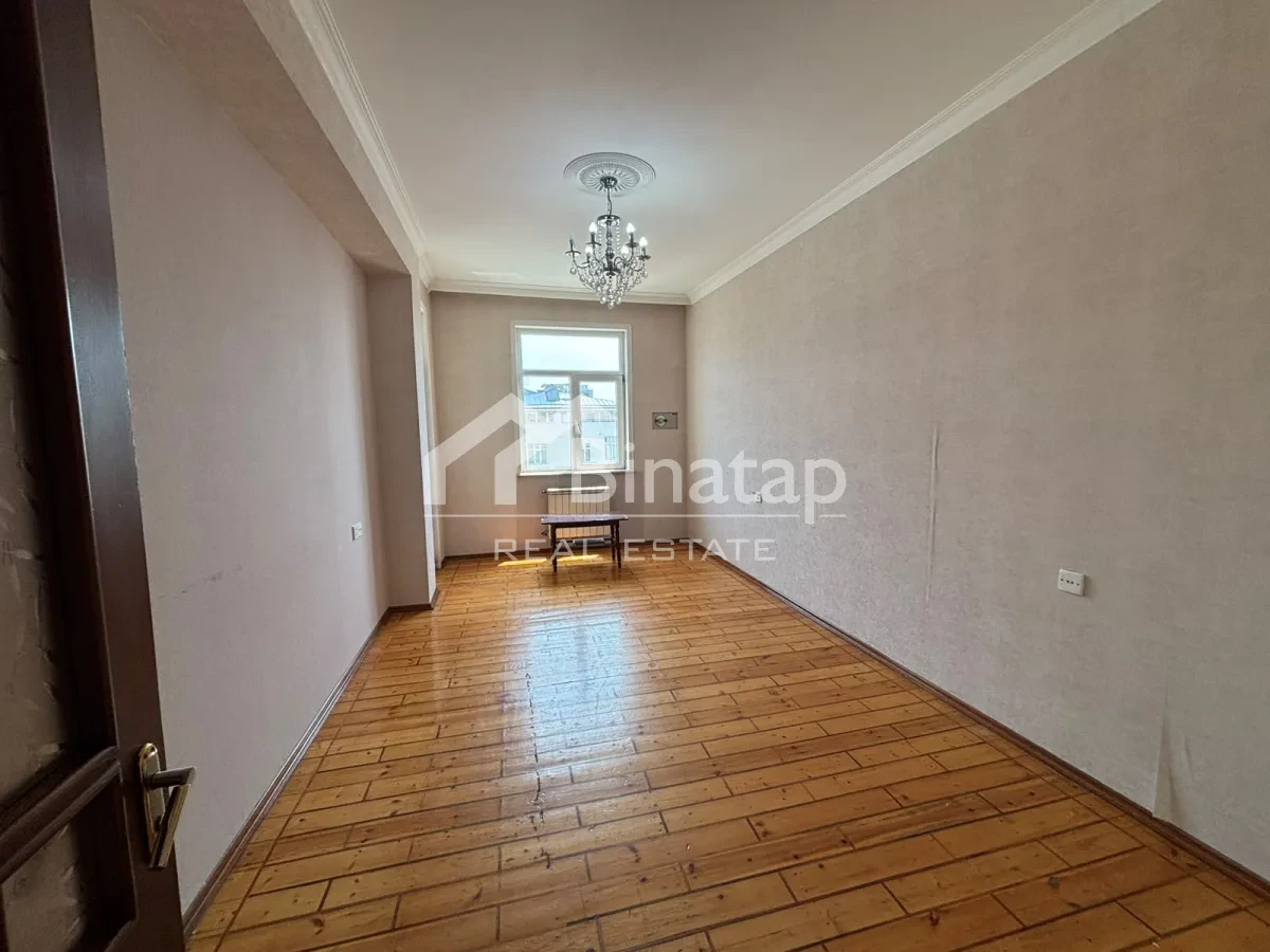 Satılır 3 otaqlı yeni tikili 115 m², 9-cu mikrorayon qəs. — şəkil 3