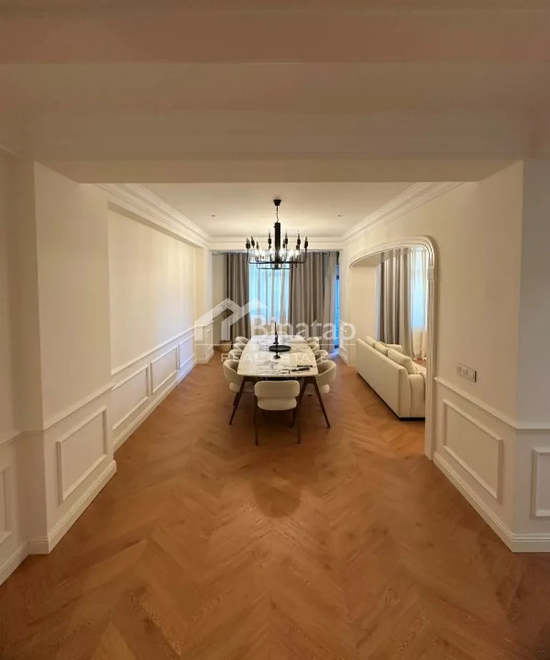 Satılır 2 otaqlı yeni tikili 99 m², 28 May m.