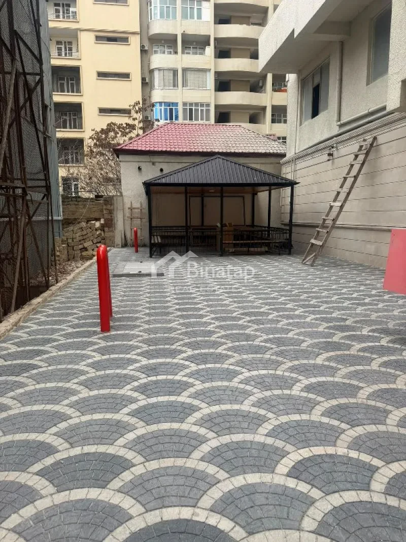 Satılır 4 otaqlı yeni tikili 173 m², 28 May m. — şəkil 3