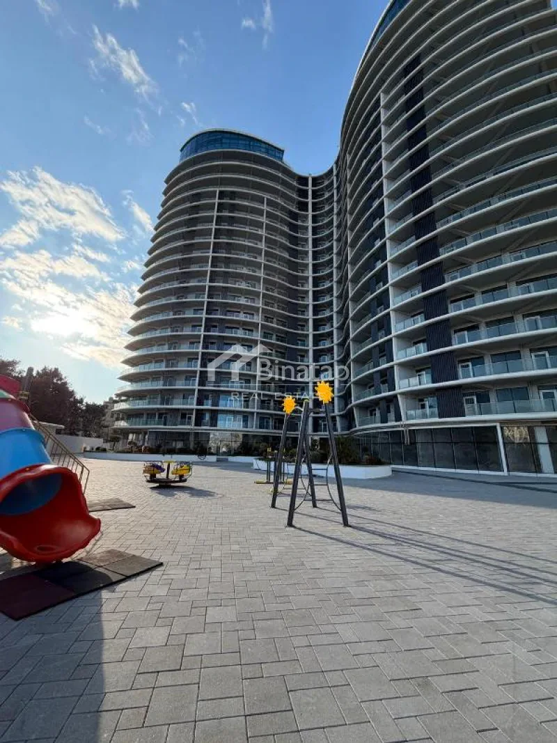 Satılır 4 otaqlı yeni tikili 240 m², Nizami m.