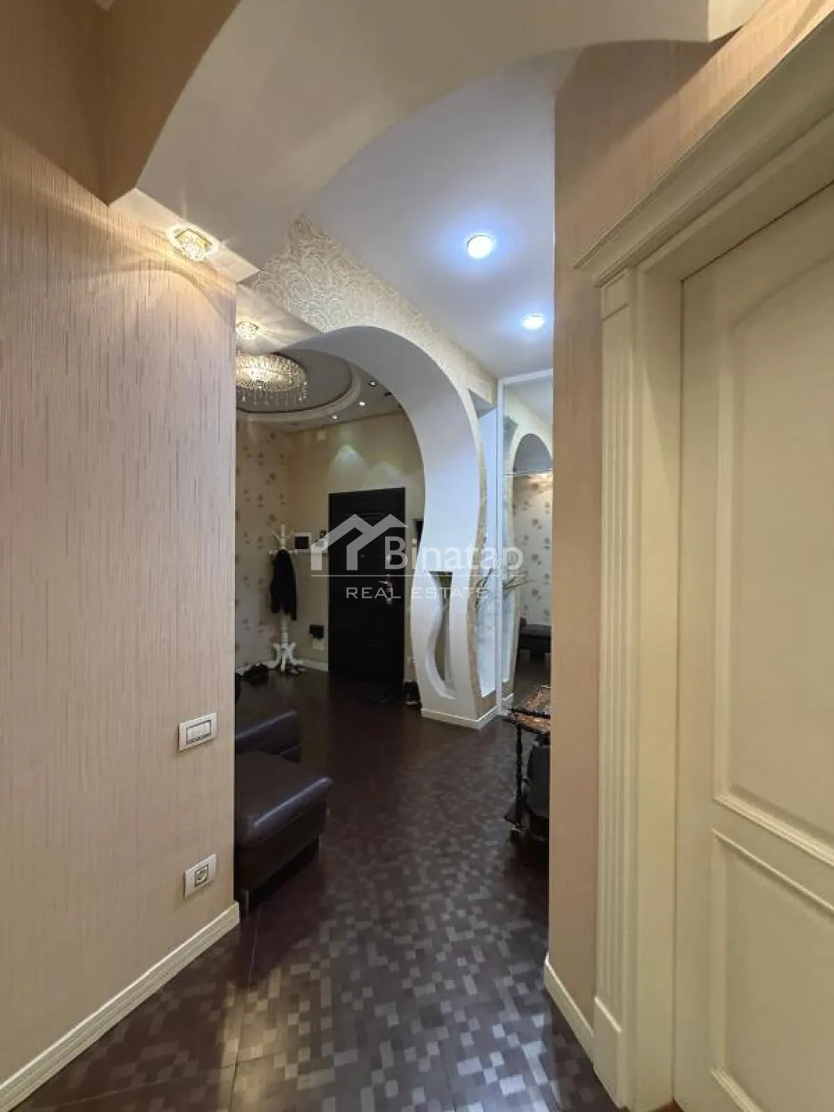 Satılır 3 otaqlı yeni tikili 118 m², İçərişəhər m. — şəkil 17