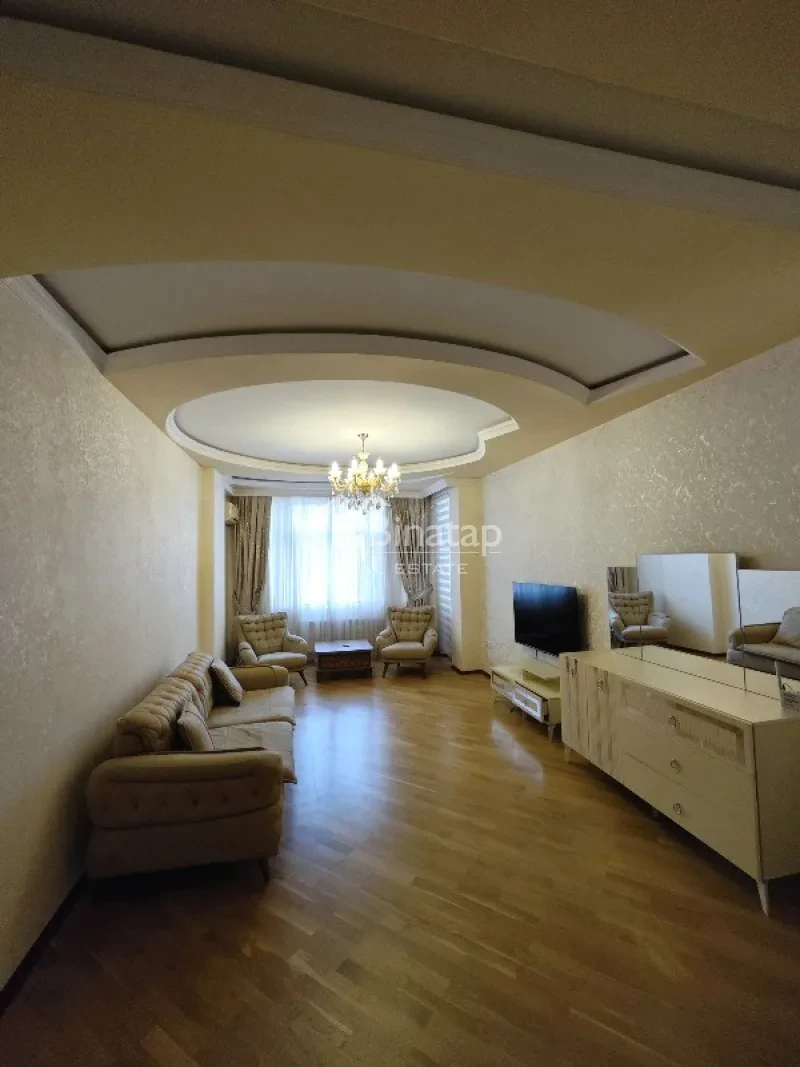 İcarəyə verilir 3 otaqlı yeni tikili 120 m², Nizami m.