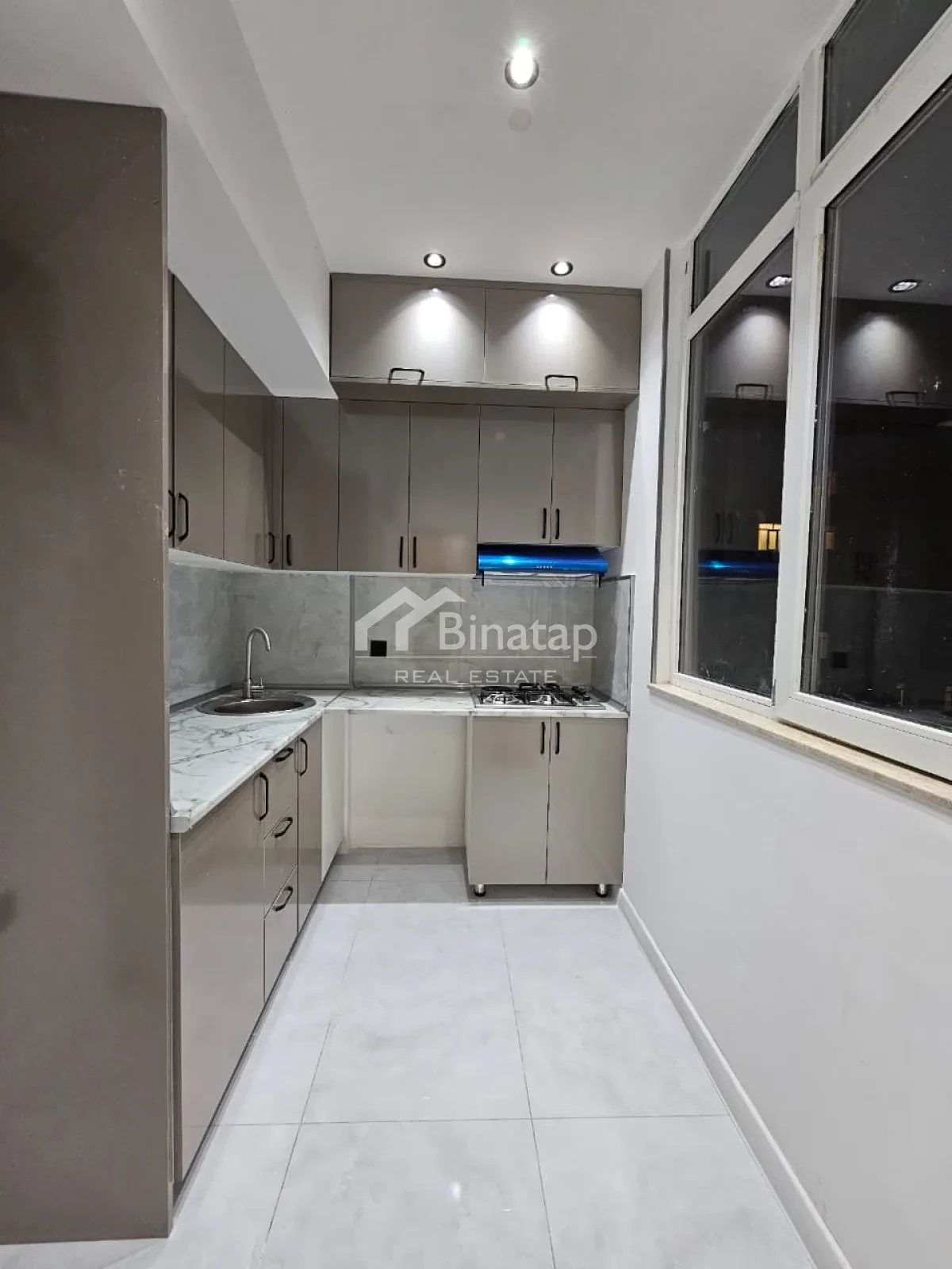 Продаётся 3-комн. новостройка 70 м², м. Автовокзал — фото 3