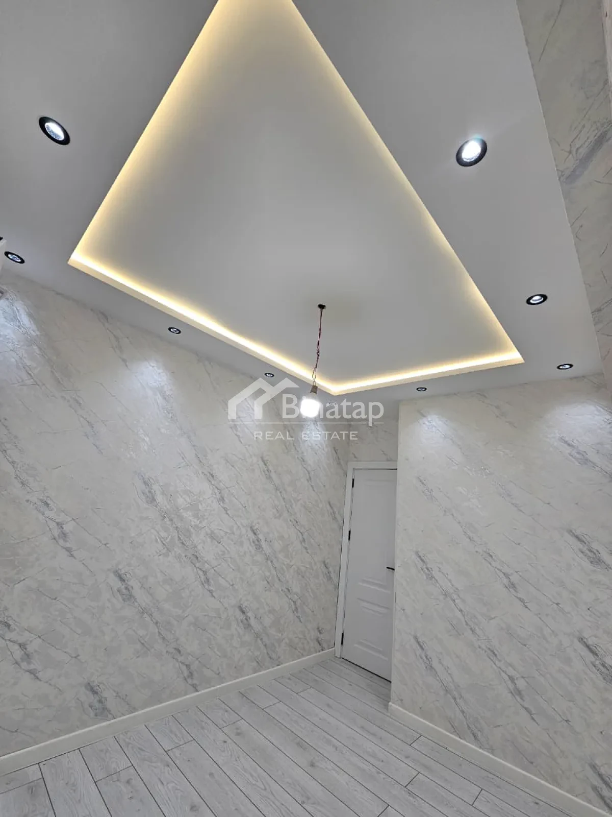 Продаётся 3-комн. новостройка 70 м², м. Автовокзал — фото 18