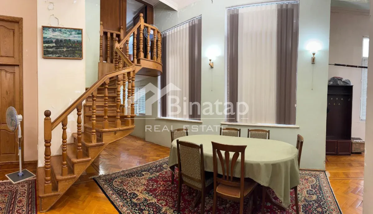 Satılır 3 otaqlı köhnə tikili 110 m², İçərişəhər m. — şəkil 4