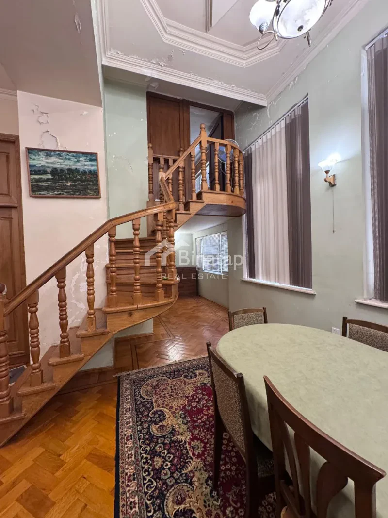 Satılır 3 otaqlı köhnə tikili 110 m², İçərişəhər m. — şəkil 5