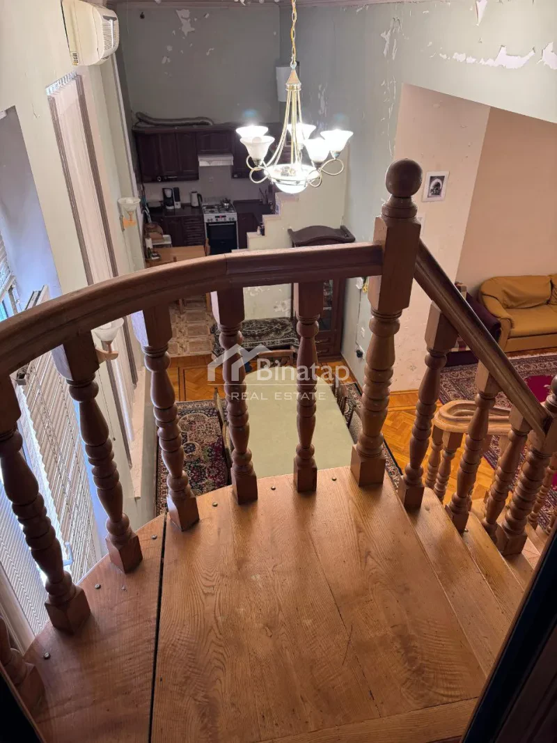 Satılır 3 otaqlı köhnə tikili 110 m², İçərişəhər m. — şəkil 8