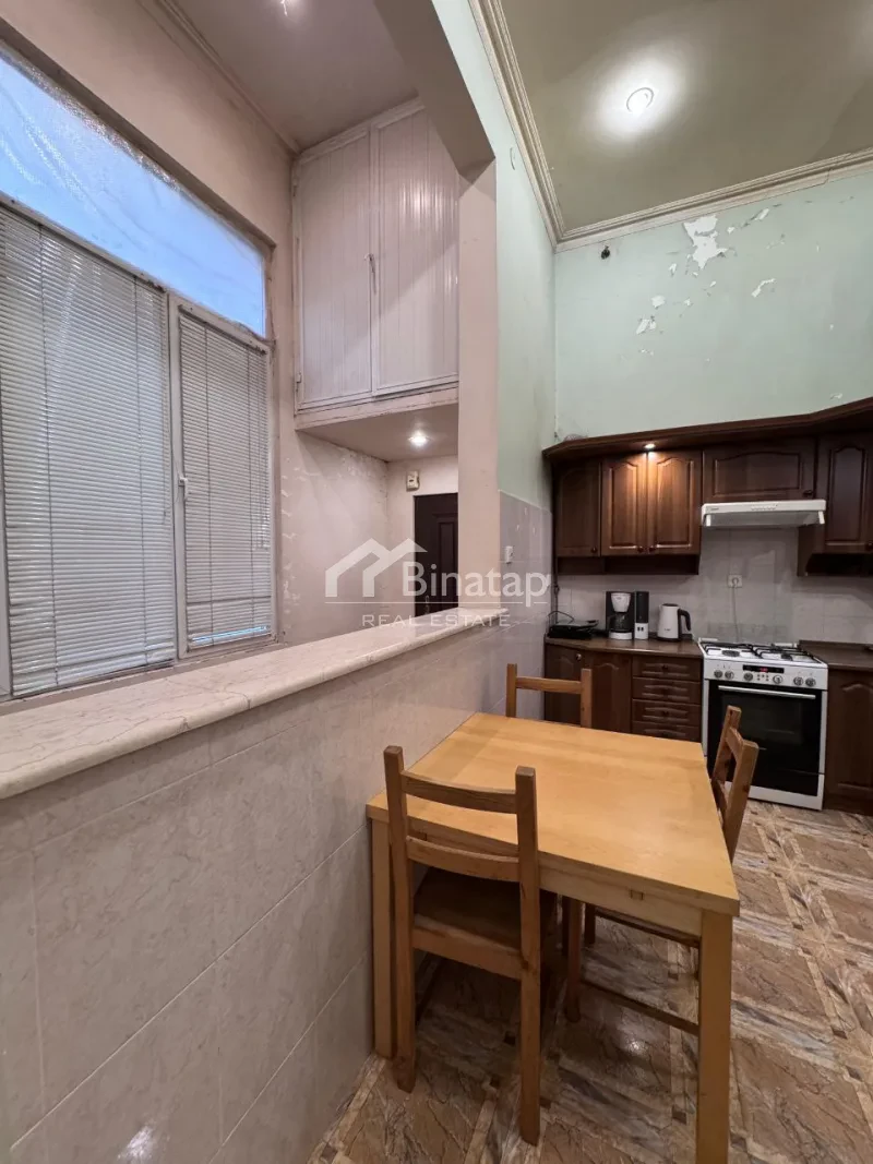 Satılır 3 otaqlı köhnə tikili 110 m², İçərişəhər m. — şəkil 17