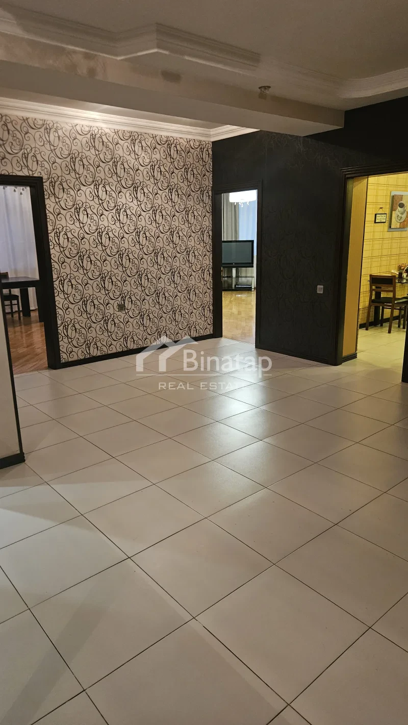 Продаётся 4-комн. новостройка 162 м², м. Нариман Нариманов