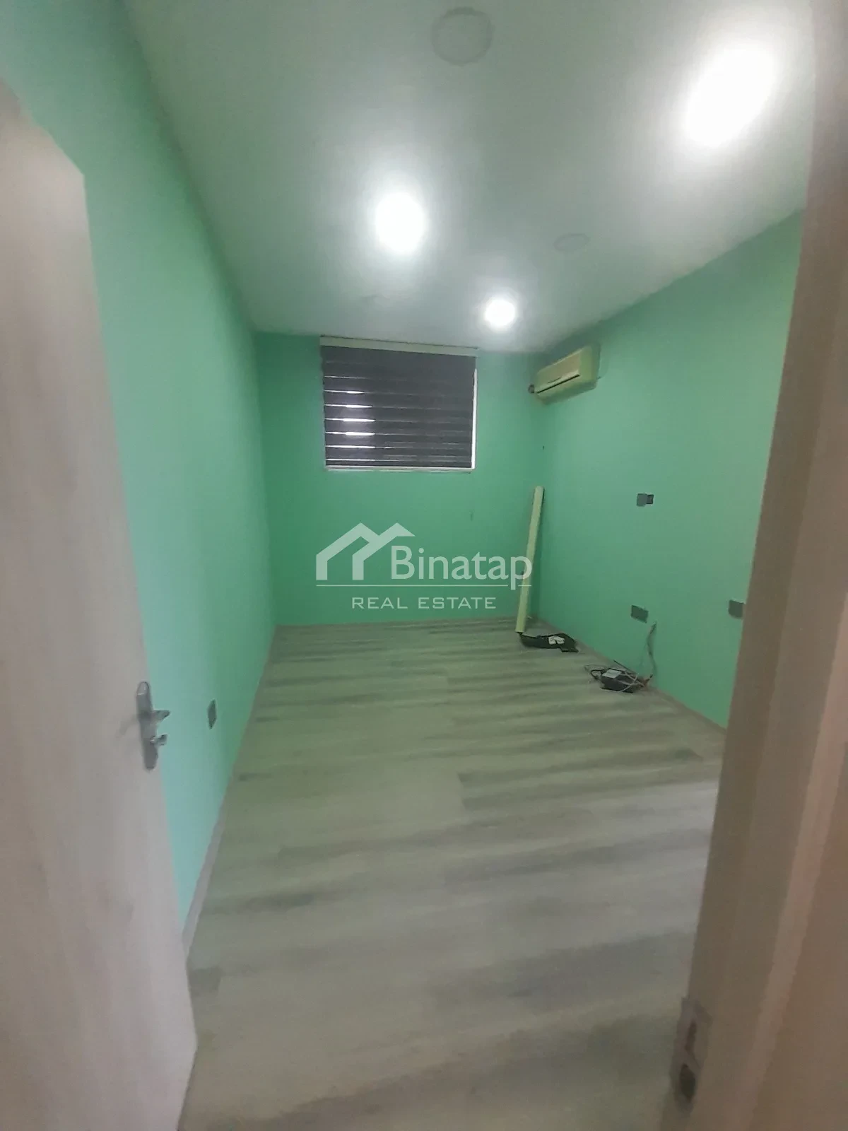 İcarəyə verilir 3 otaqlı ofis 100 m², Elmlər Akademiyası m. — şəkil 4