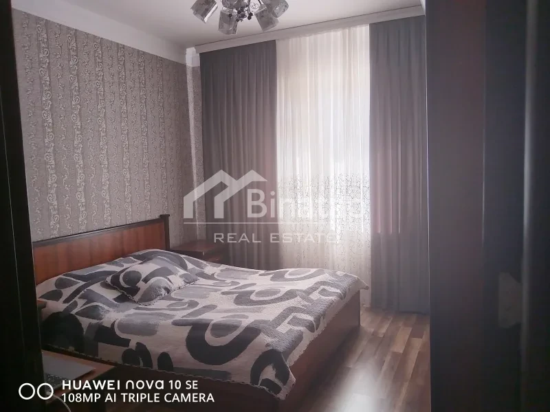 Satılır 3 otaqlı köhnə tikili 65 m², Xalqlar Dostluğu m. — şəkil 3