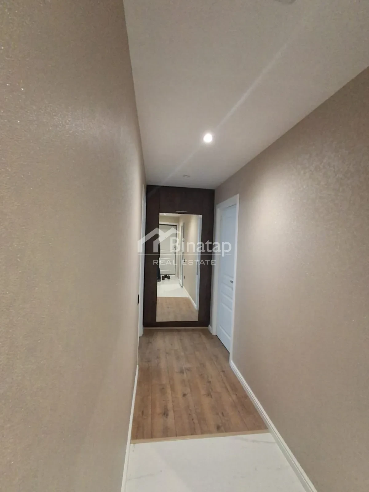 Продаётся 2-комн. квартира 55 м², м. Элмляр Академиясы — фото 8