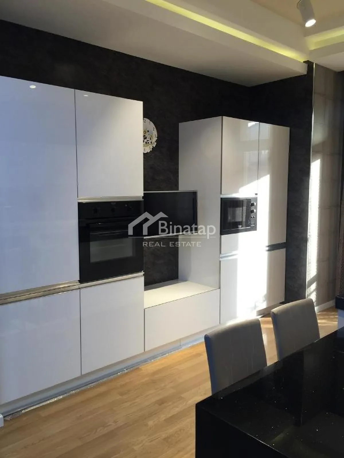 Продаётся 4-комн. новостройка 210 м², м. Низами — фото 17