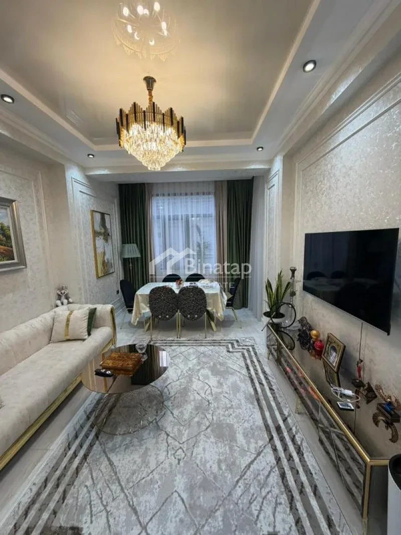 Satılır 3 otaqlı yeni tikili 75 m², 28 May m.